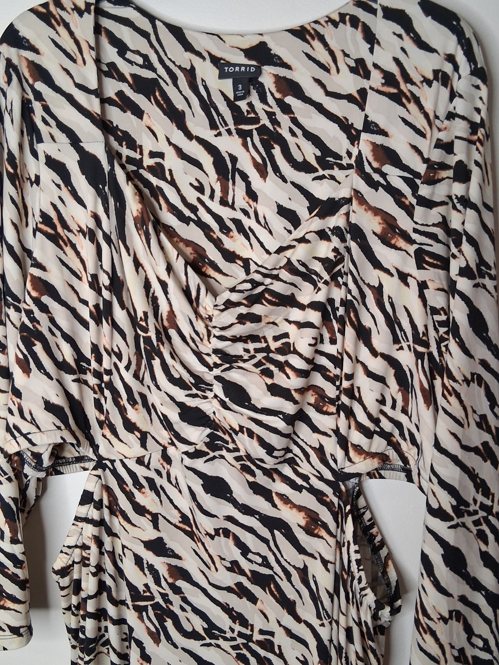 Torrid Watercolor Zebra Cutout Maxi Dress Size 3 3X - Picture 2 of 8
